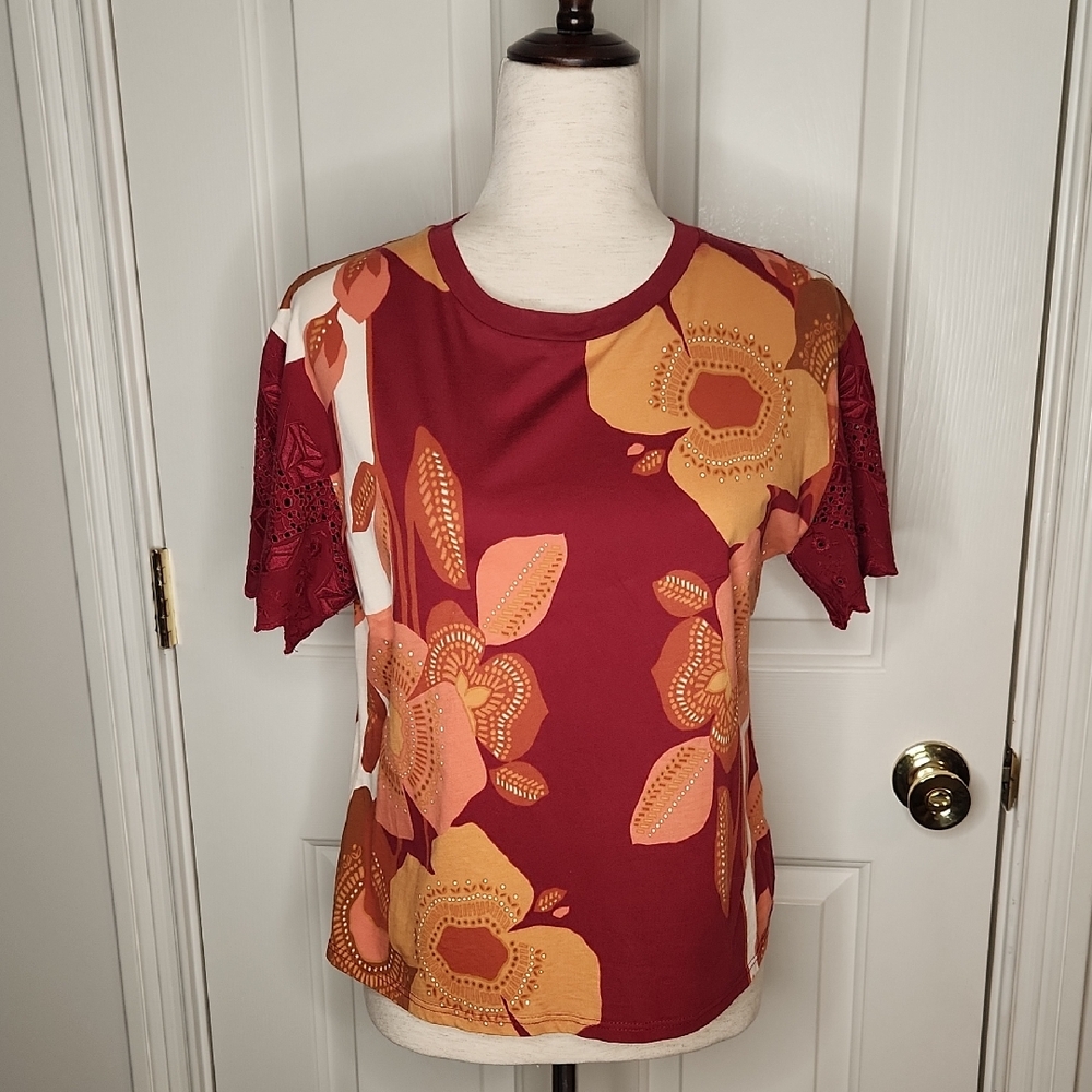 Tiny Jeanine Eyelet Embroidered Tee Size S
